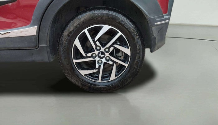 2024 Mahindra XUV 3XO AX5 1.5 Turbo Diesel, Diesel, Manual, 17,287 km, Left Rear Wheel