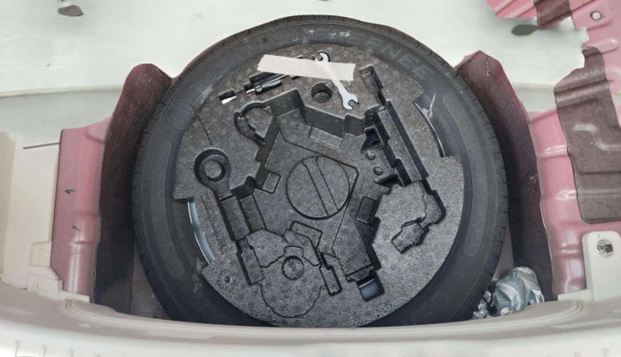 2024 Mahindra XUV 3XO AX5 1.5 Turbo Diesel, Diesel, Manual, 17,287 km, Spare Tyre