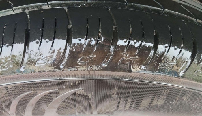 2024 Mahindra XUV 3XO AX5 1.5 Turbo Diesel, Diesel, Manual, 17,287 km, Left Front Tyre Tread