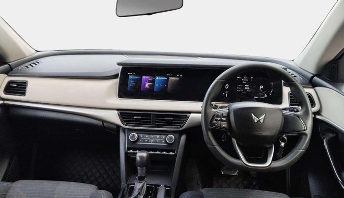 2022 Mahindra XUV700 AX 5 D AT 7 STR, Diesel, Automatic, 39,241 km, Dashboard