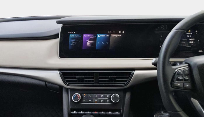 2022 Mahindra XUV700 AX 5 D AT 7 STR, Diesel, Automatic, 39,241 km, Air Conditioner