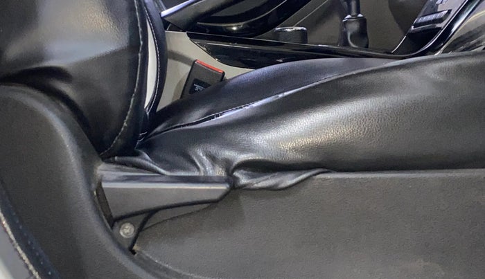 2019 Tata NEXON XM PETROL, Petrol, Manual, 60,650 km, Driver Side Adjustment Panel
