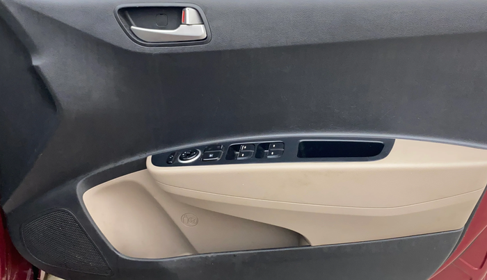 2015 Hyundai Grand i10 ASTA AT 1.2 KAPPA VTVT, Petrol, Automatic, 75,198 km, Driver Side Door Panels Control