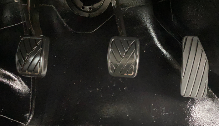 2018 Maruti Wagon R 1.0 VXI, Petrol, Manual, 67,858 km, Pedals