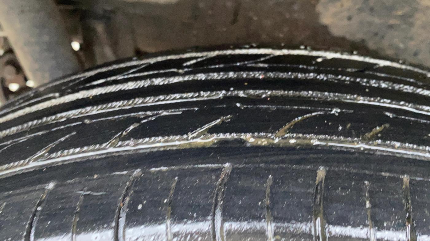 2018 Maruti Wagon R 1.0 VXI, Petrol, Manual, 67,895 km, Right Rear Tyre Tread