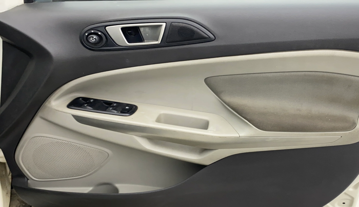 2015 Ford Ecosport TITANIUM 1.5L PETROL AT, Petrol, Automatic, 98,903 km, Driver Side Door Panels Control