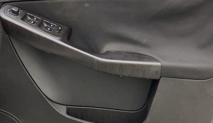 2014 Tata Zest XT 90PS DIESEL, Diesel, Manual, 62,321 km, Driver Side Door Panels Control