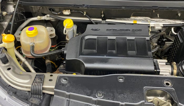 2018 Mahindra KUV 100 NXT K2 P 6 STR, Petrol, Manual, 38,892 km, Engine View - Right