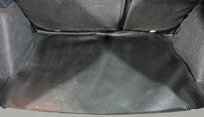 2020 Tata NEXON XZA PLUS (O) PETROL, Petrol, Automatic, 30,173 km, Boot Inside