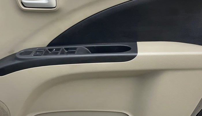 2015 Maruti Celerio VXI AMT, Petrol, Automatic, 72,338 km, Driver Side Door Panels Control