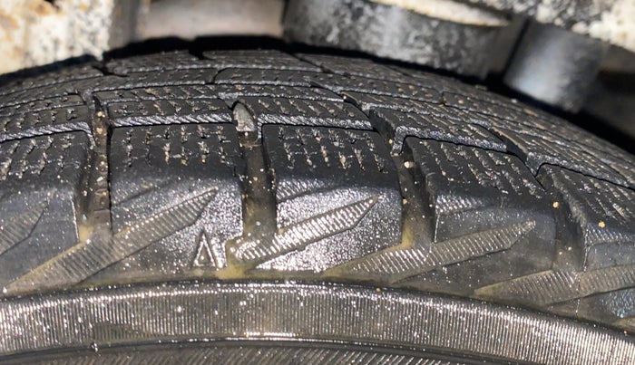 2016 Maruti Alto K10 VXI, Petrol, Manual, 1,44,354 km, Right Rear Tyre Tread