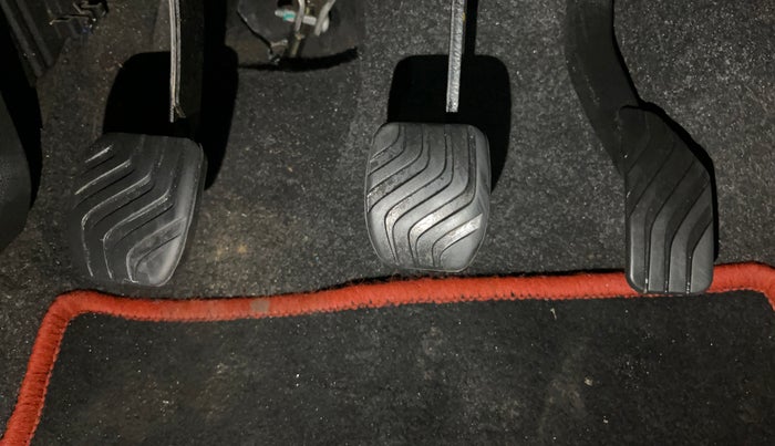 2024 Renault Kwid CLIMBER MT 1.0, Petrol, Manual, 38,289 km, Pedals