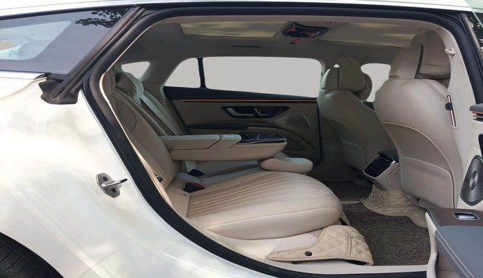 2022 Mercedes Benz EQS 580 4MATIC, Electric, Automatic, 27,862 km, Right Side Rear Door Cabin