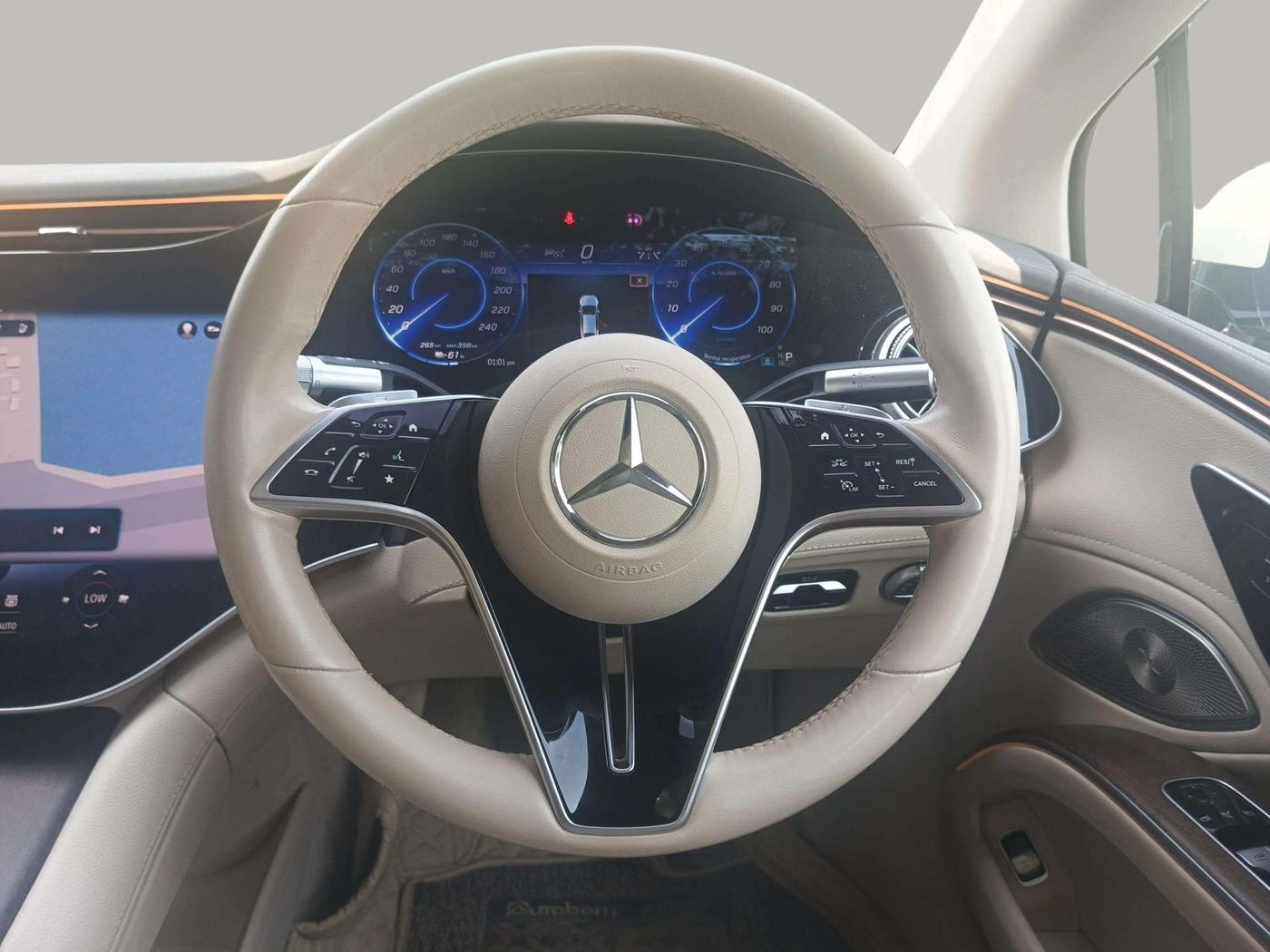 2022 Mercedes Benz EQS 580 4MATIC, Electric, Automatic, 27,862 km, Steering Wheel Close Up