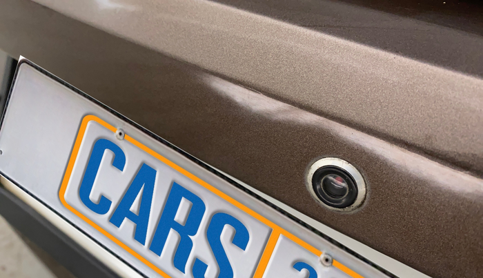 2017 Volkswagen Polo COMFORTLINE 1.2L, Petrol, Manual, 76,943 km, Parking Camera