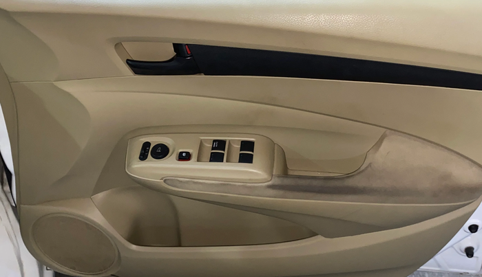 2012 Honda City 1.5L I-VTEC S MT, Petrol, Manual, 31,221 km, Driver Side Door Panels Control