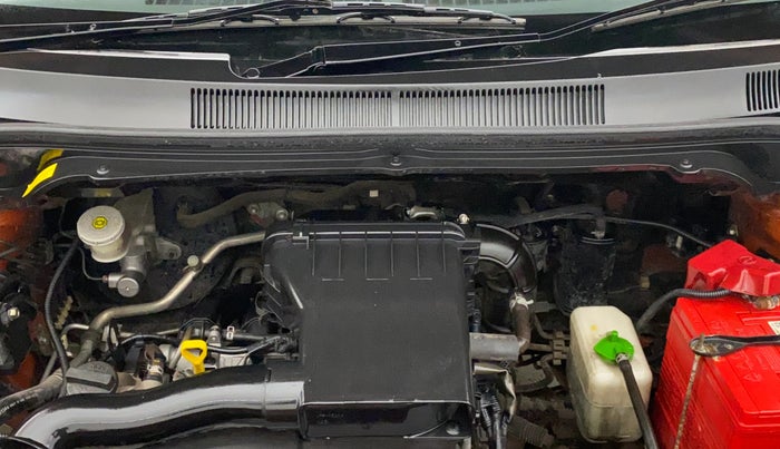 2012 Maruti Ritz ZXI, Petrol, Manual, 61,061 km, Engine View
