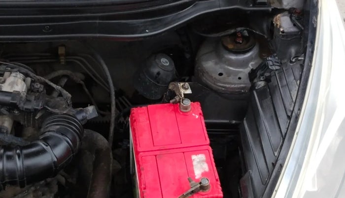 2017 Hyundai Eon MAGNA +, Petrol, Manual, 33,978 km, Engine View - Left