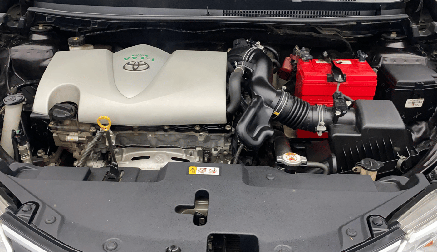 2020 Toyota YARIS G MT, Petrol, Manual, 1,16,417 km, Engine View
