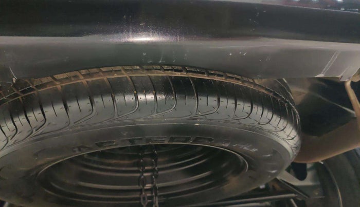 2021 Toyota Innova Crysta 2.4 GX AT 7 STR, Diesel, Automatic, 1,18,668 km, Spare Tyre