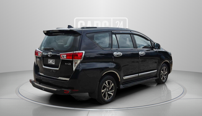 2021 Toyota Innova Crysta 2.4 GX AT 7 STR, Diesel, Automatic, 1,18,686 km, Right Back Diagonal