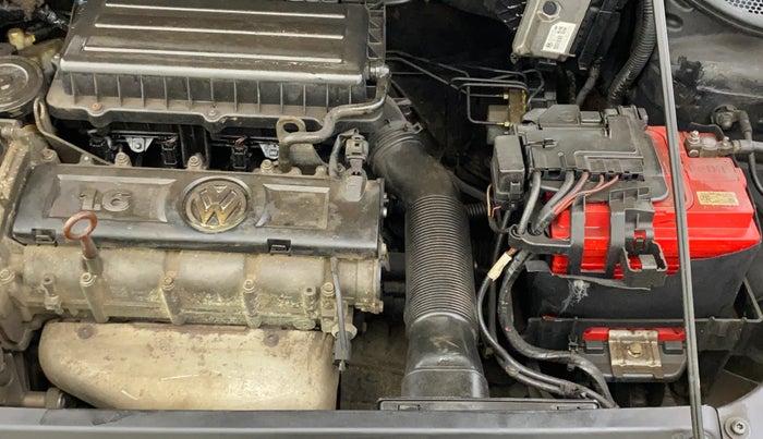 2013 Volkswagen Vento HIGHLINE 1.6 MPI, Petrol, Manual, 18,870 km, Engine View - Left