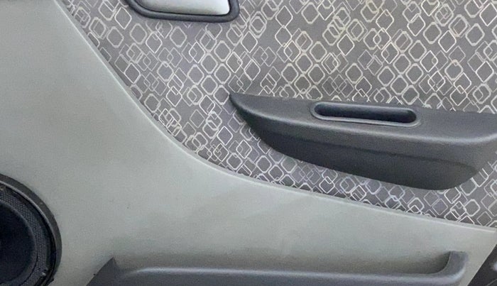 2018 Maruti Alto 800 LXI, Petrol, Manual, 35,694 km, Driver Side Door Panels Control