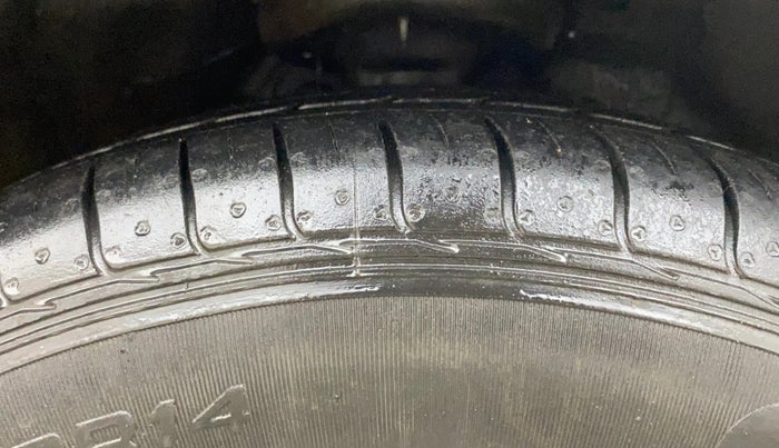 2013 Hyundai i20 ASTA 1.2, Petrol, Manual, 88,888 km, Right Front Tyre Tread