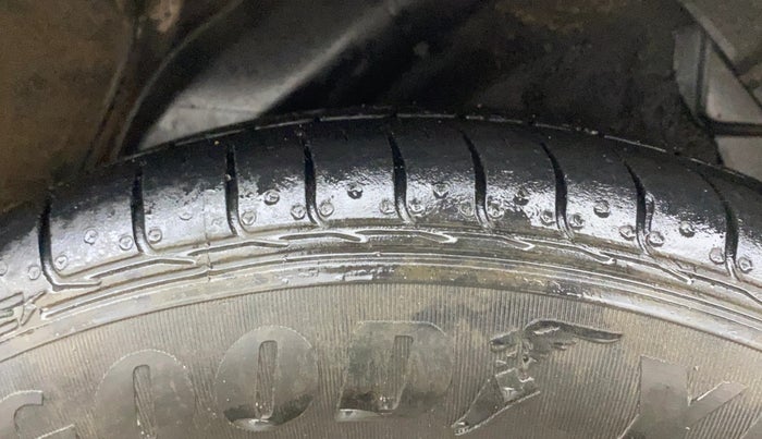 2013 Hyundai i20 ASTA 1.2, Petrol, Manual, 88,888 km, Left Rear Tyre Tread