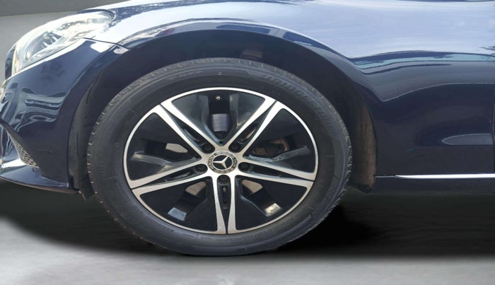 2020 Mercedes Benz C Class C 200 Progressive, Petrol, Automatic, 32,500 km, Left Front Wheel