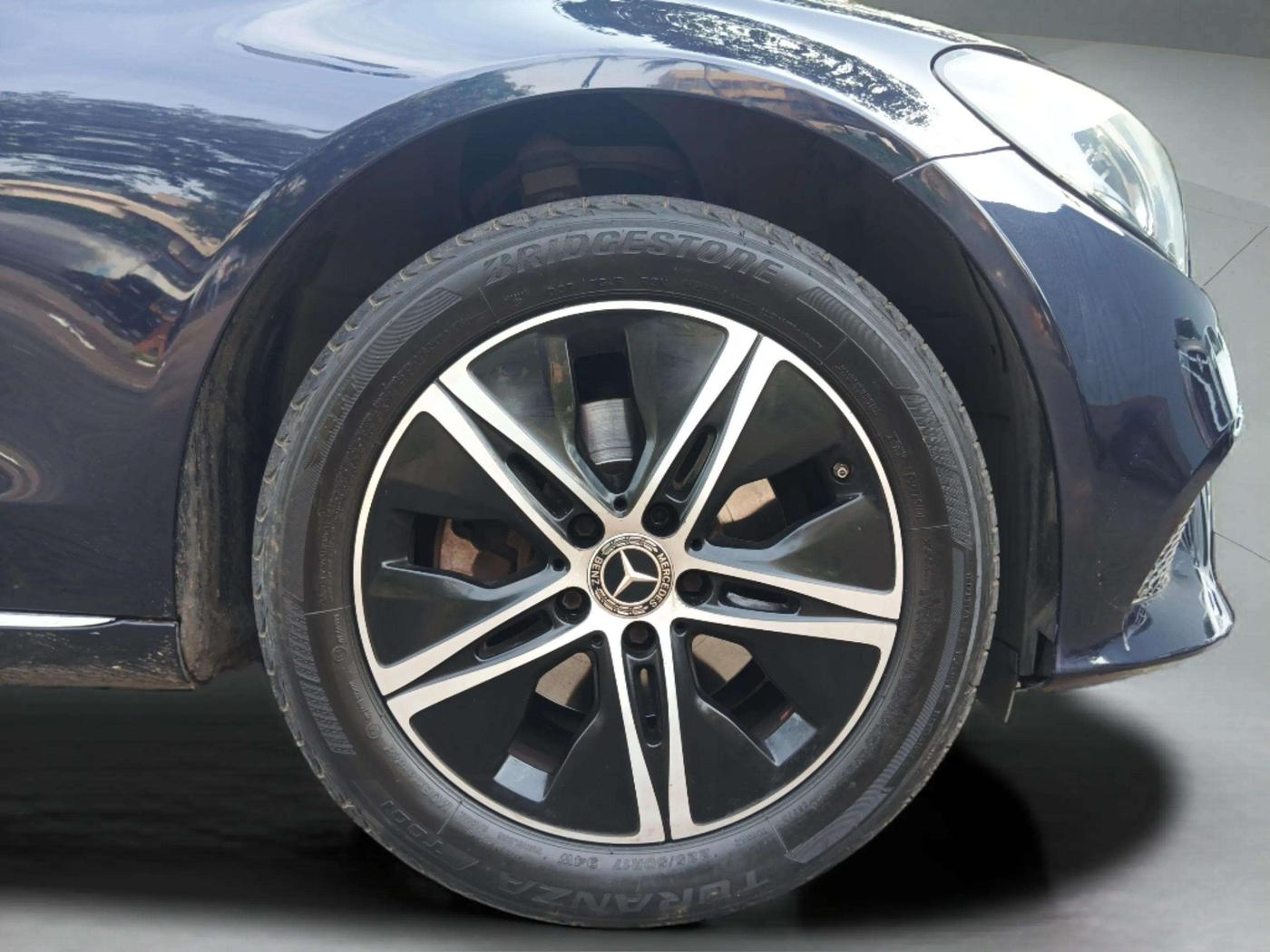 2020 Mercedes Benz C Class C 200 Progressive, Petrol, Automatic, 32,500 km, Right Front Wheel