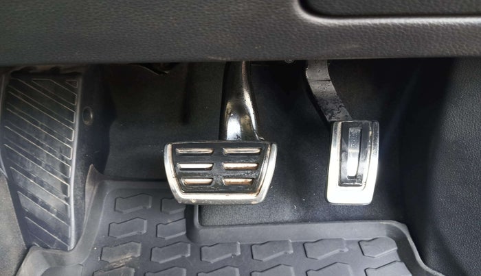 2023 Audi Q3 PREMIUM PLUS 40 TFSI, Petrol, Automatic, 31,678 km, Pedals