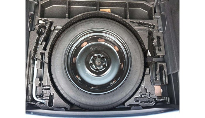 2023 Audi Q3 PREMIUM PLUS 40 TFSI, Petrol, Automatic, 31,678 km, Spare Tyre