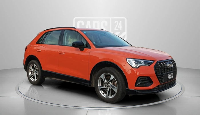 2023 Audi Q3 PREMIUM PLUS 40 TFSI, Petrol, Automatic, 31,678 km, Right Front Diagonal
