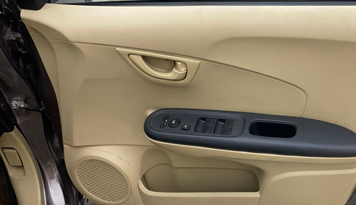 2015 Honda Amaze 1.2L I-VTEC S, Petrol, Manual, 61,837 km, Driver Side Door Panels Control