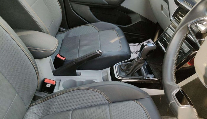 2021 Skoda KUSHAQ STYLE 1.5L TSI DSG, Petrol, Automatic, 34,092 km, Gear Lever