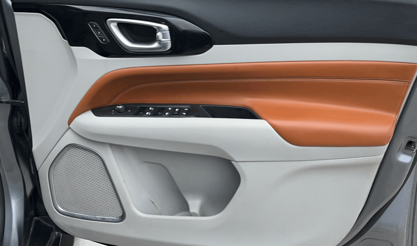 2021 Jeep Compass LIMITED (O) 2.0 DIESEL, Diesel, Manual, 81,156 km, Driver Side Door Panels Control