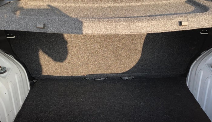 2024 Renault Kwid CLIMBER 1.0 AMT Dual Tone , Petrol, Automatic, 11,985 km, Boot Inside