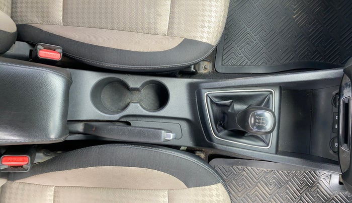 2020 Hyundai Elite i20 SPORTZ PLUS 1.2, Petrol, Manual, 88,431 km, Gear Lever