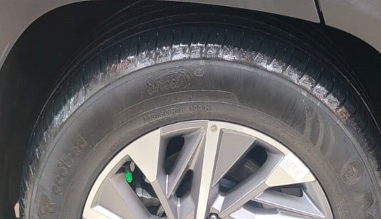 2023 Hyundai Tucson SIGNATURE 2.0 AT PETROL, Petrol, Automatic, 15,926 km, Left Rear Tyre Tread