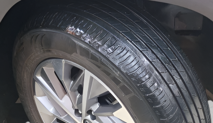 2023 Hyundai Tucson SIGNATURE 2.0 AT PETROL, Petrol, Automatic, 15,926 km, Right Rear Tyre Tread