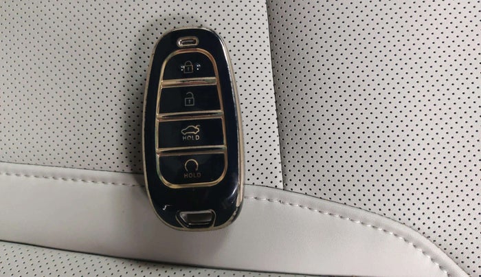 2023 Hyundai Tucson SIGNATURE 2.0 AT PETROL, Petrol, Automatic, 15,926 km, Key Close Up