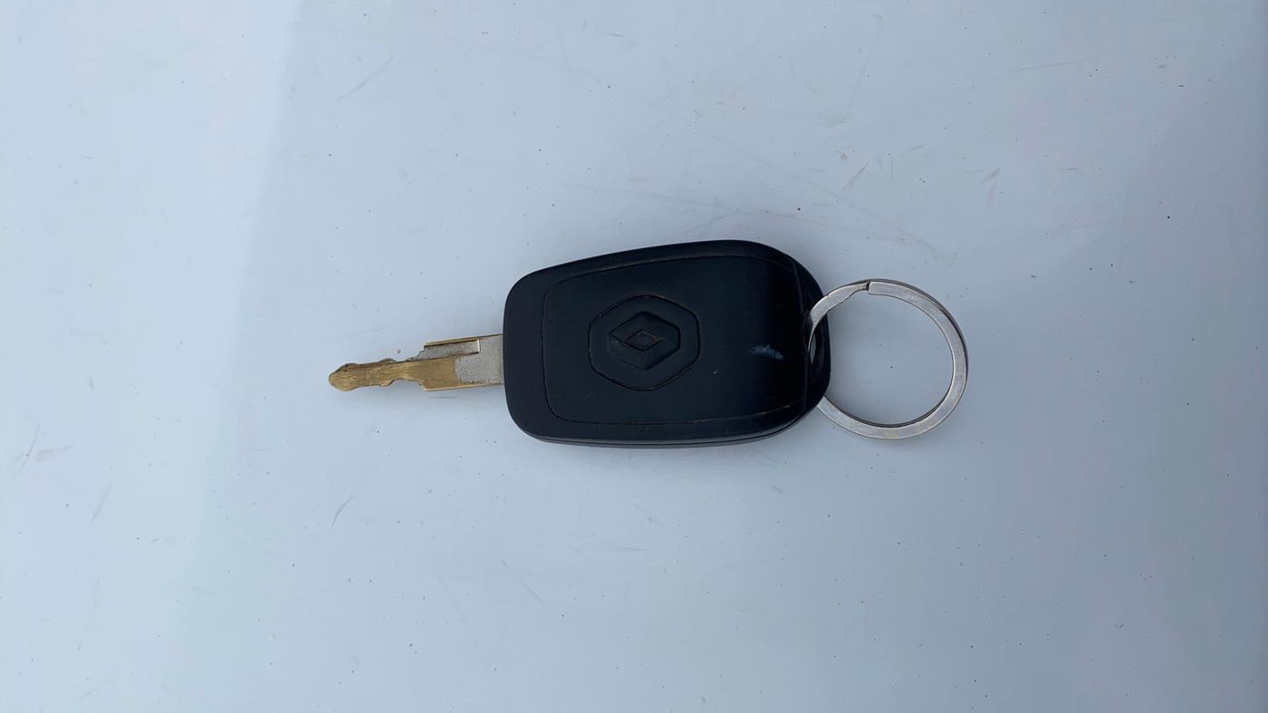 2018 Renault Kwid RXL, Petrol, Manual, 99,104 km, Key Close Up