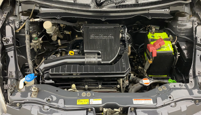 2015 Maruti Swift VXI, Petrol, Manual, 1,00,670 km, Engine View