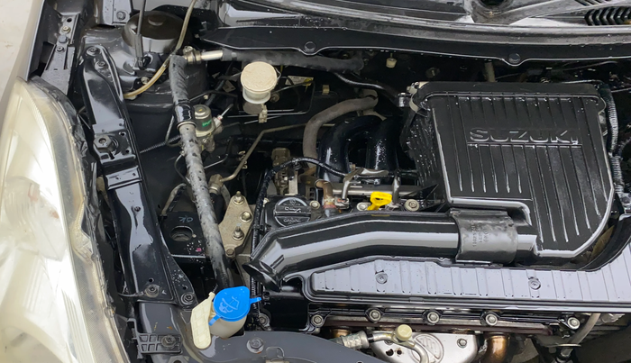 2015 Maruti Swift VXI, Petrol, Manual, 1,00,670 km, Engine View - Right