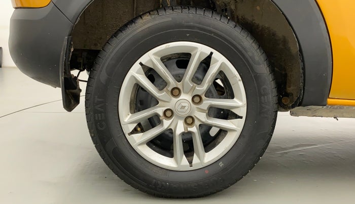 2019 Renault TRIBER RXT, Petrol, Manual, 24,777 km, Right Rear Wheel