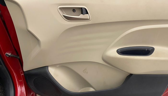 2021 Hyundai NEW SANTRO SPORTZ AMT, Petrol, Automatic, 94,876 km, Driver Side Door Panels Control