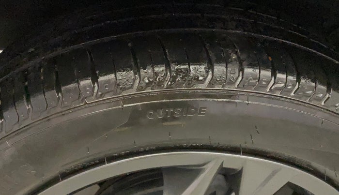 2023 Hyundai NEW I20 Sportz 1.2 IVT, Petrol, Automatic, 17,729 km, Right Rear Tyre Tread