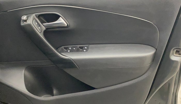 2017 Volkswagen Polo GT TSI AT, Petrol, Automatic, 73,687 km, Driver Side Door Panels Control