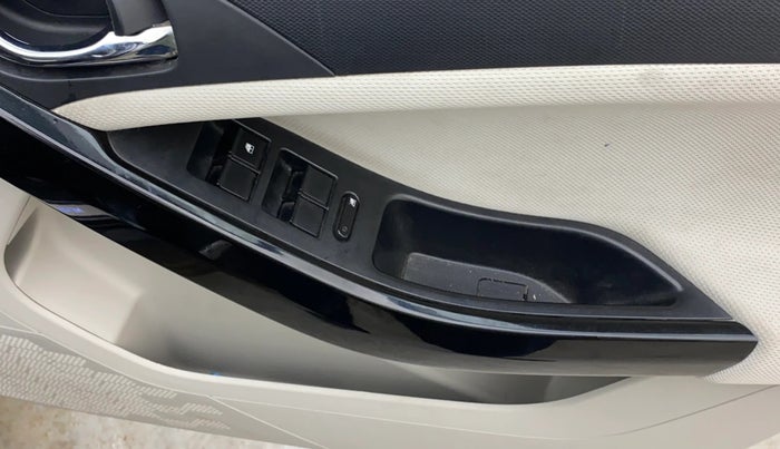 2023 Tata NEXON XZA PLUS SUNROOF PETROL, Petrol, Automatic, 28,786 km, Driver Side Door Panels Control